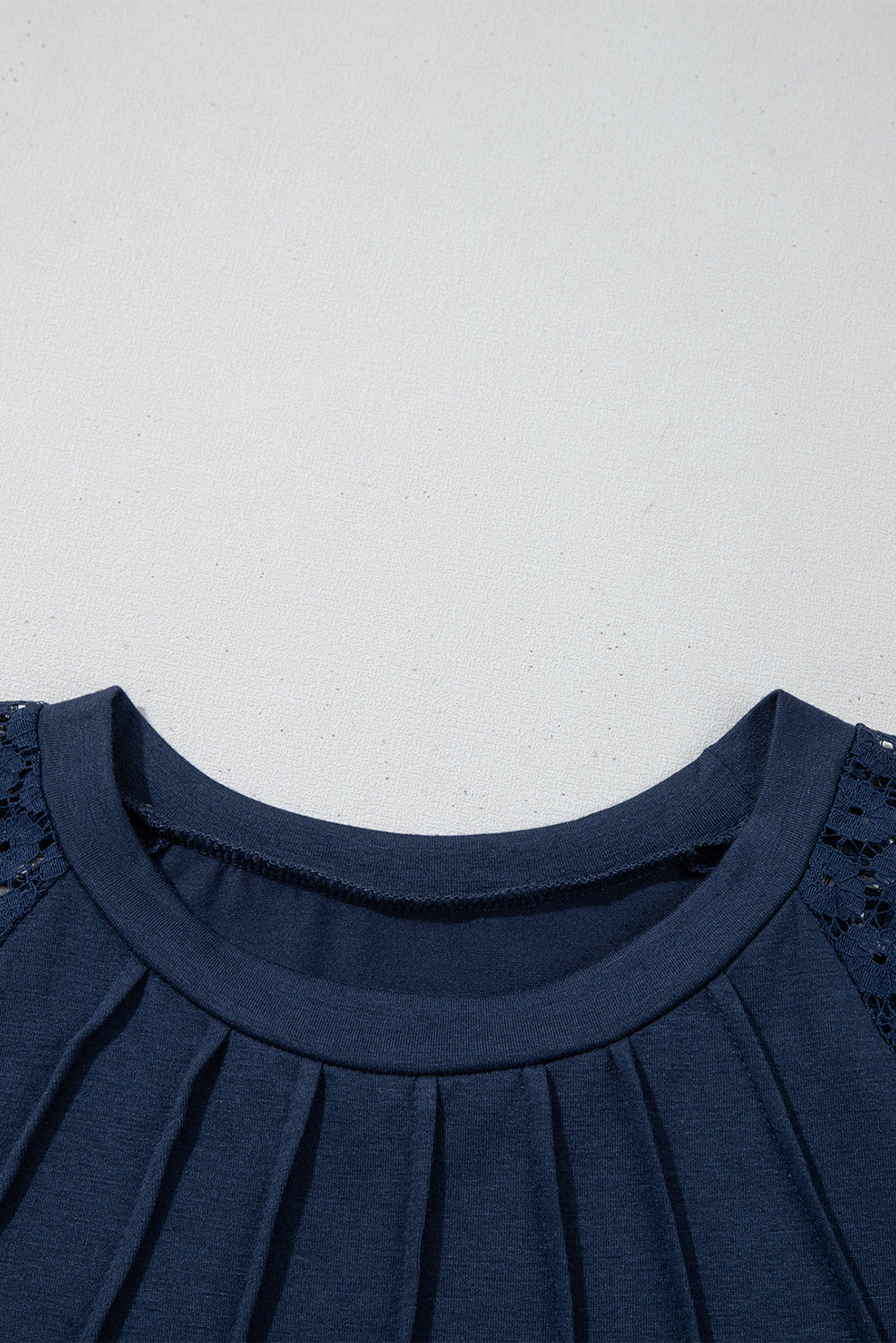 Navy Blue Contrast Lace Raglan Sleeve Pleated Mini Dress